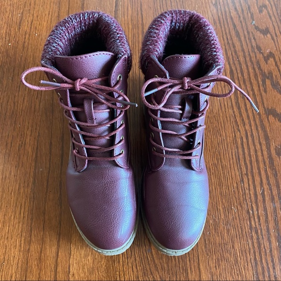 Burgundy boots - Picture 2 of 6